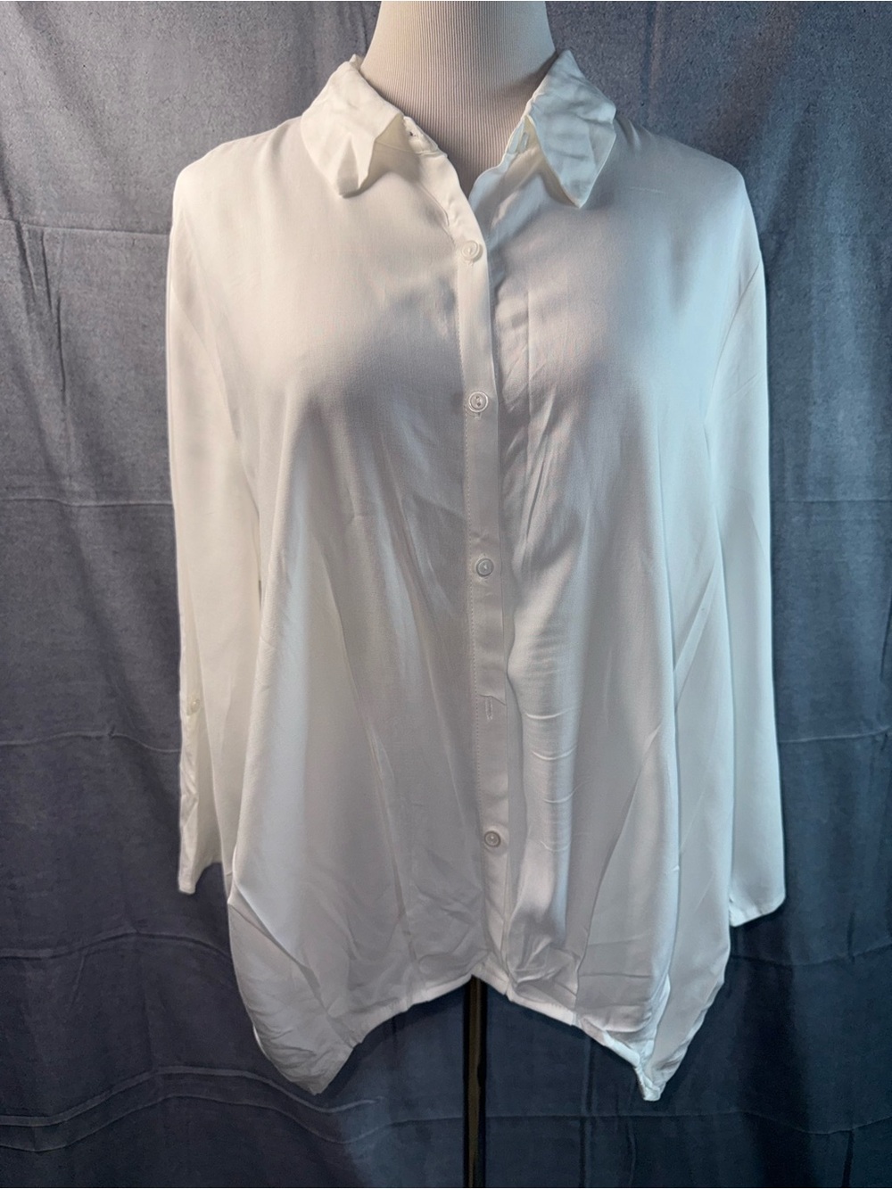 1516-Culture Code Women's Relaxed White Button-Down Shirt